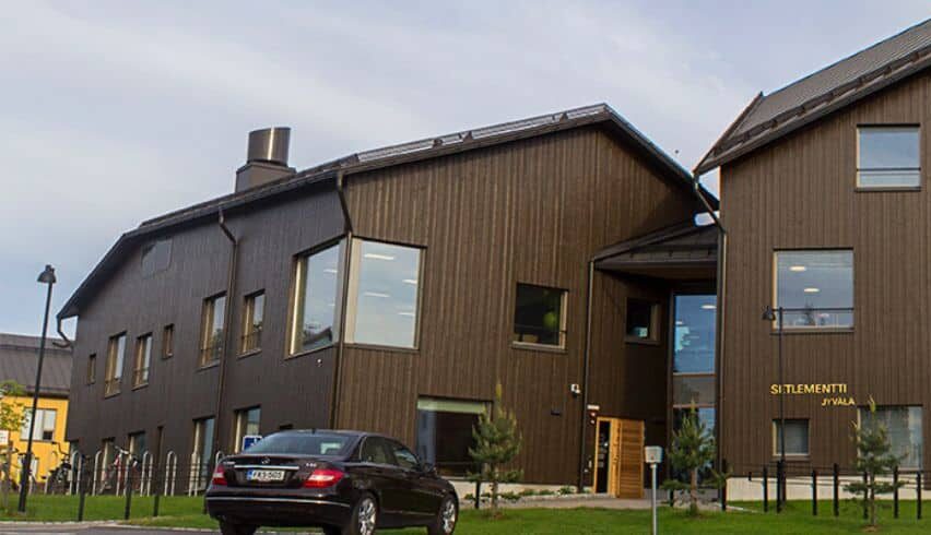 Käynti Jyvälään hetkellisesti vain alapihan kautta