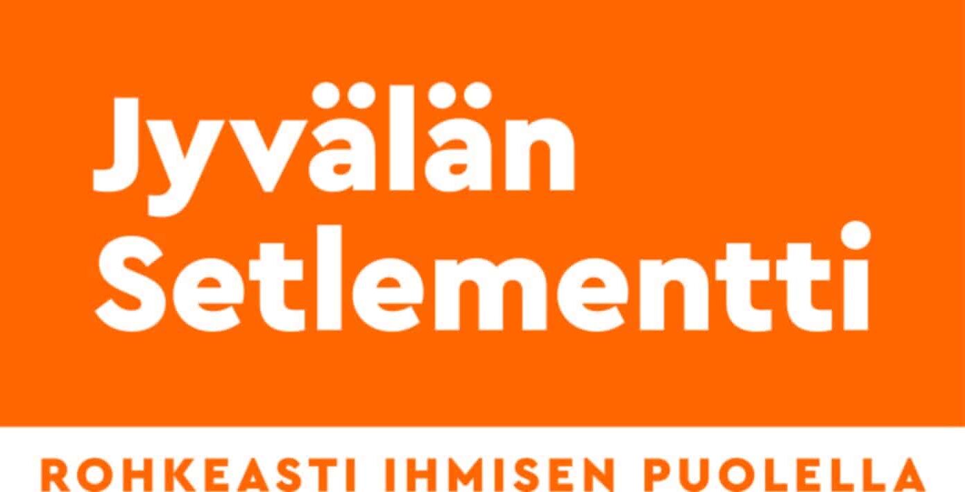 Jyvälän Setlementin logo oranssilla taustalla ja valkoisella tekstillä